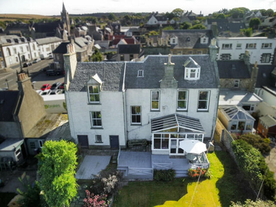 4 Bedroom Town House For Sale In Buckie