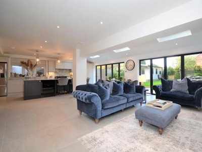 5 Bedroom Detached House For Rent In Ingatestone, Essex