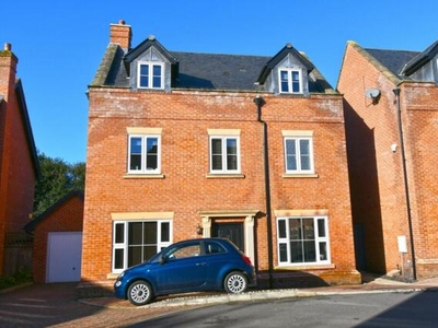 5 Bedroom Detached House For Sale In Broxbourne, Hertfordshire