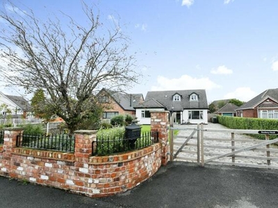 5 Bedroom Detached House For Sale In Winsford