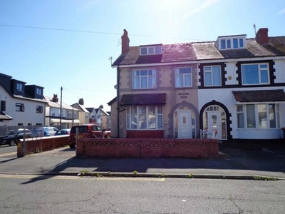 5 Bedroom Semi-detached House For Sale In Blackpool