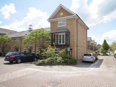 6 bedroom semi-detached house for rent in Reliance Way, Cowley, East Oxford, Oxfordshire, OX4