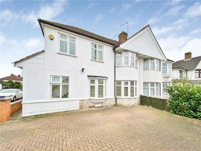6 Bedroom Semi-detached House For Sale In Whitton, Hounslow