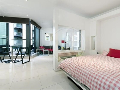 Apartment to rent London, E14 9EP