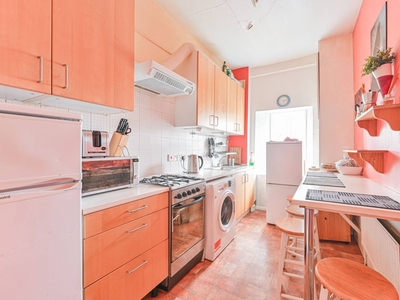Flat in Canterbury Grove, West Norwood, SE27