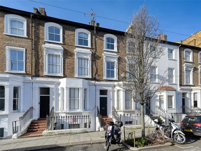 Overstone Road, Brackenbury Village, London, W6 3 bedroom flat/apartment