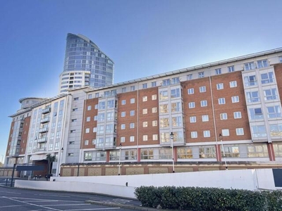 Studio Flat For Sale In The Round House Gunwharf Quays
