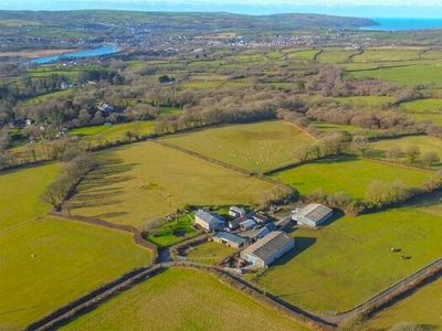 4 Bedroom Farm For Sale