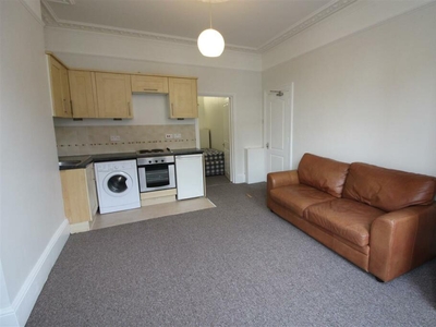 1 bedroom apartment for rent in Wilton Avnue, **** Student apartment*****, Southampton, SO15