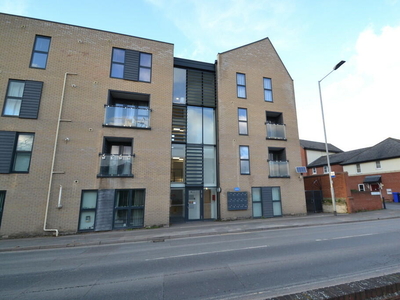 1 bedroom apartment for sale in Tayfen Road, Bury St Edmunds, IP33