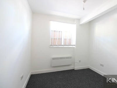 1 bedroom ground floor flat for rent in Jonas Nicholas Square, Southampton, SO14