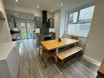 10 bedroom semi-detached house for sale in Slade Lane, Fallowfield, Manchester, M19 2AE, M19
