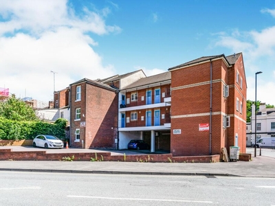 2 bedroom apartment for rent in Oakbank Road, Woolston, Southampton, SO19
