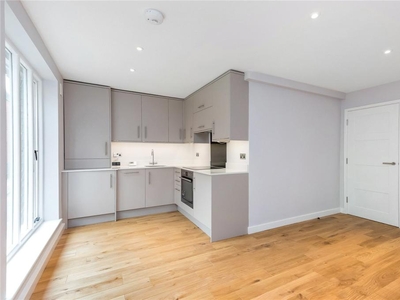 2 bedroom apartment for rent in St. Clement Street, Winchester, Hampshire, SO23