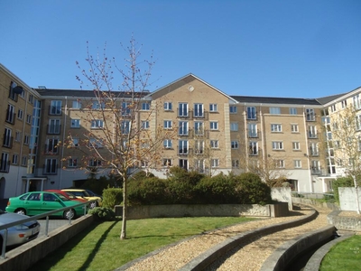 2 bedroom apartment for rent in The Dell, Central, SO15