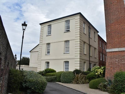 2 bedroom flat for rent in Clocktower Drive, Southsea, PO4