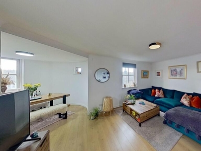 2 bedroom flat for rent in Lindsay Road, Edinburgh, Midlothian, EH6