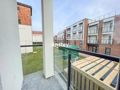 2 bedroom flat for rent in Portswood Road, Southampton, Hampshire, SO17