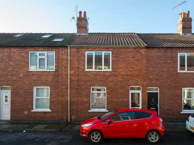 2 bedroom terraced house for rent in Curzon Terrace, York, YO23