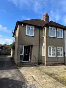 3 Bed Semi-Detached House, Abingdon Rd, OX1