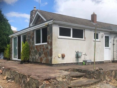 3 bedroom detached bungalow for sale in Tysoe Hill, Glenfield, LE3