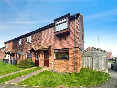3 bedroom end of terrace house for rent in Church Meadows, Deal, Kent, CT14