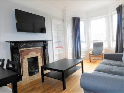 3 bedroom flat for rent in 208, Morningside Road, Edinburgh, EH10 4QQ, EH10