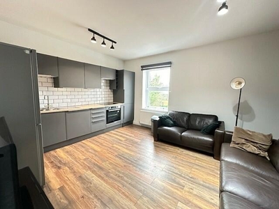 3 bedroom flat for rent in St. Andrews Road, Southampton, SO14