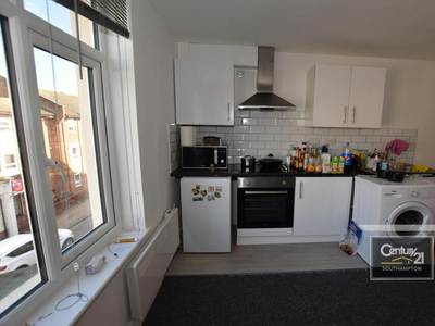 3 bedroom maisonette for rent in |Ref: R191679|, St Marys Street, Southampton, SO14 1NT, SO14