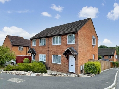 3 bedroom semi-detached house for rent in Cornflower Hill, Exeter,, EX4