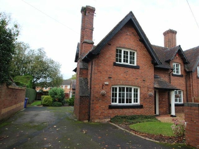 3 bedroom semi-detached house for rent in New Park Cottages, New Park, Stoke-on-Trent, ST4