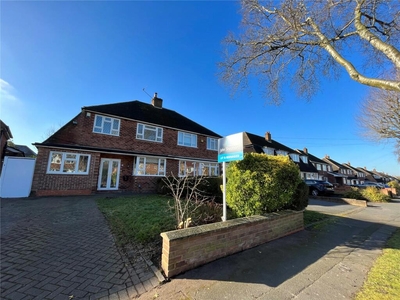 3 bedroom semi-detached house for rent in Willow Road, Solihull, B91