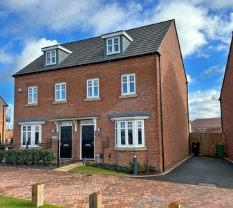 3 bedroom semi-detached house for sale in Redlands Road, Thorpebury in the Limes, Barkby Thorpe, Leicestershire, LE7
