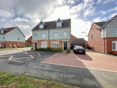 4 bedroom semi-detached house for sale in Parkside View, Backworth, Newcastle Upon Tyne, NE27
