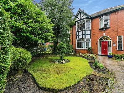4 bedroom semi-detached house for sale in Wilbraham Road, Manchester, M21