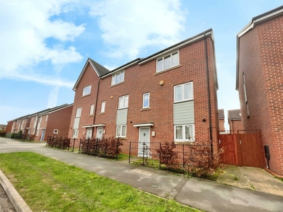 4 bedroom terraced house for rent in Hillmorton Road, Spirit Quarters, Coventry, CV2 1FY, CV2