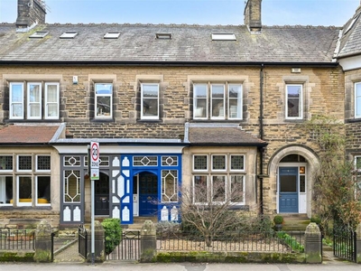 4 bedroom town house for sale in Oxford Villas, Guiseley, Leeds, LS20