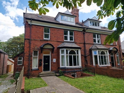 9 bedroom semi-detached house for sale in Otley Road, Leeds 6, LS16