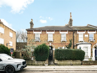 Lynton Road, Crouch End, London, N8 1 bedroom flat/apartment in Crouch End