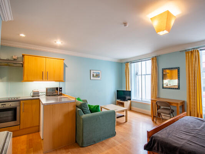 Studio flat for rent in 3080L – Grassmarket, Edinburgh, EH1 2HY, EH1