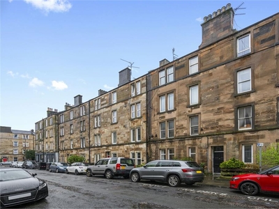 1 bed first floor flat for sale in Dalry