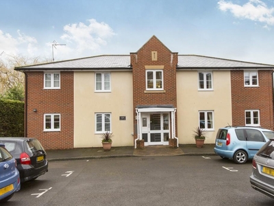1 Bedroom Retirement Apartment For Sale in Gloucester,