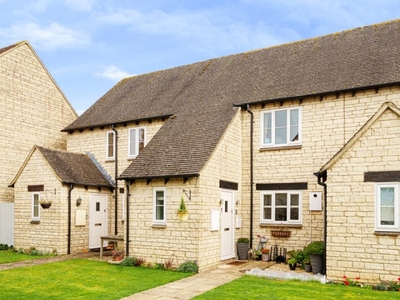 2 Bed House For Sale in Bradwell Village, Oxfordshire, OX18 - 5224406