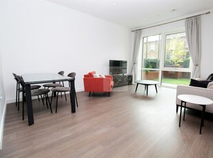 2 bedroom house for rent in Leamore Street, W6