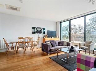 2 bedroom penthouse for rent in Theobalds Road, London, WC1X