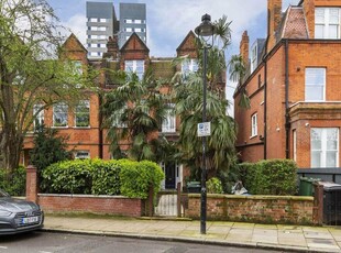 3 bedroom flat for rent in Goldhurst Terrace, South Hampstead NW6