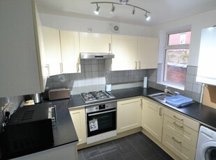 3 bedroom house share for rent in New Barton Street, Salford, M6
