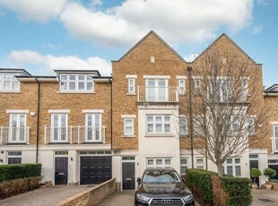 4 bedroom terraced house for rent in Emerald Square, Roehampton, London, SW15