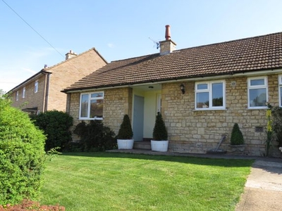 Bungalow to rent in Bennett Place, Ilmington, Shipston-On-Stour CV36