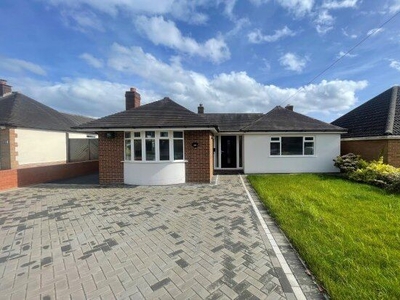 Bungalow to rent in Burntwood Road, Cannock WS11